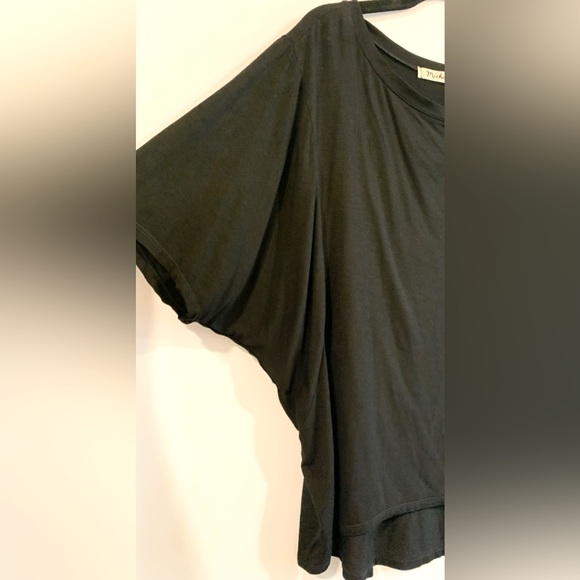 Excellent Condition, Michael Stars, Dolman Sleeve, Hi/Lo, Tapered Blouse, Sz OS - Picture 2 of 5